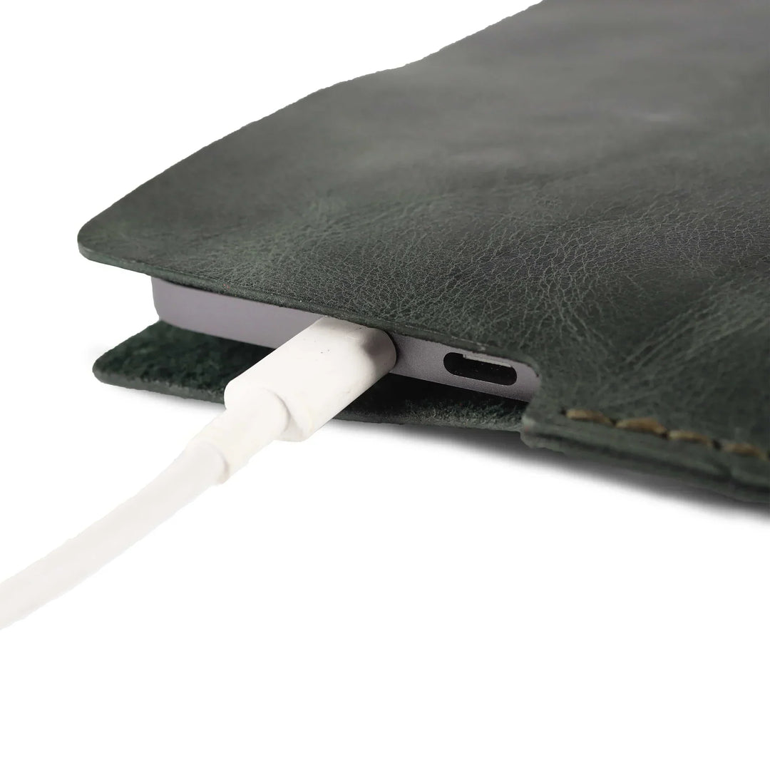 Macbook Pro 13 Plain Leather Case