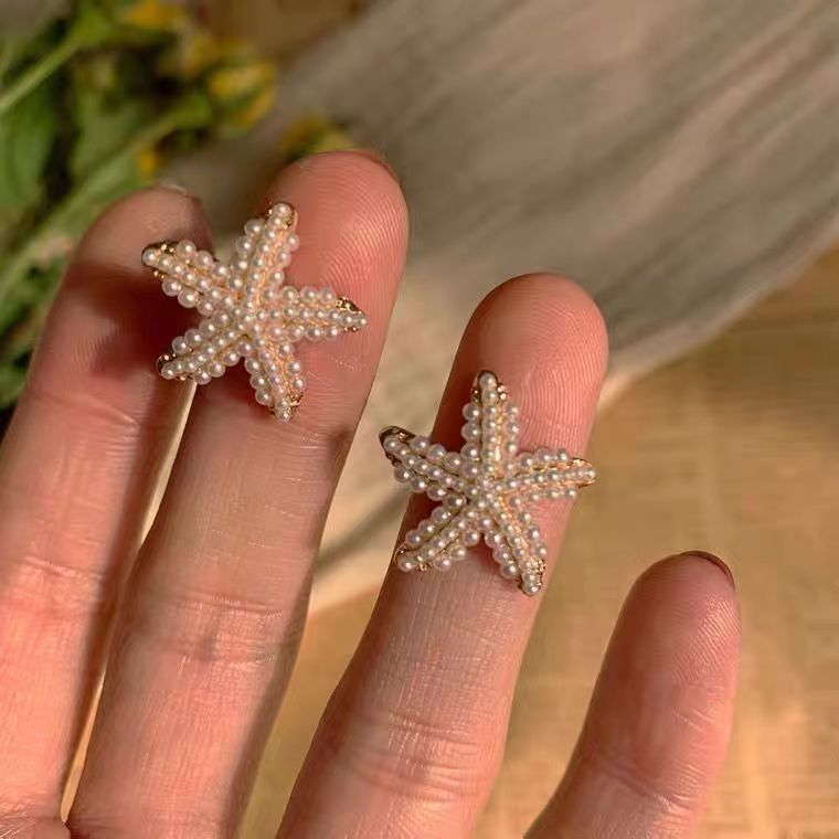 Sea Star Ear Studs Female Delicate Earrings Design