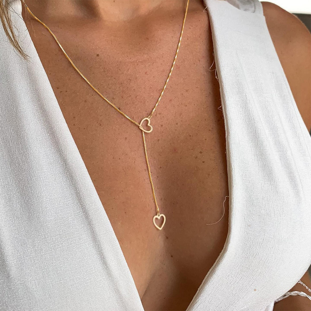 Women's Vintage Hollowed Out Heart Pendant Necklace