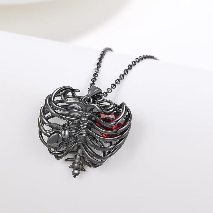 Dark Heart-shaped Spider Diamond Pendant Necklace