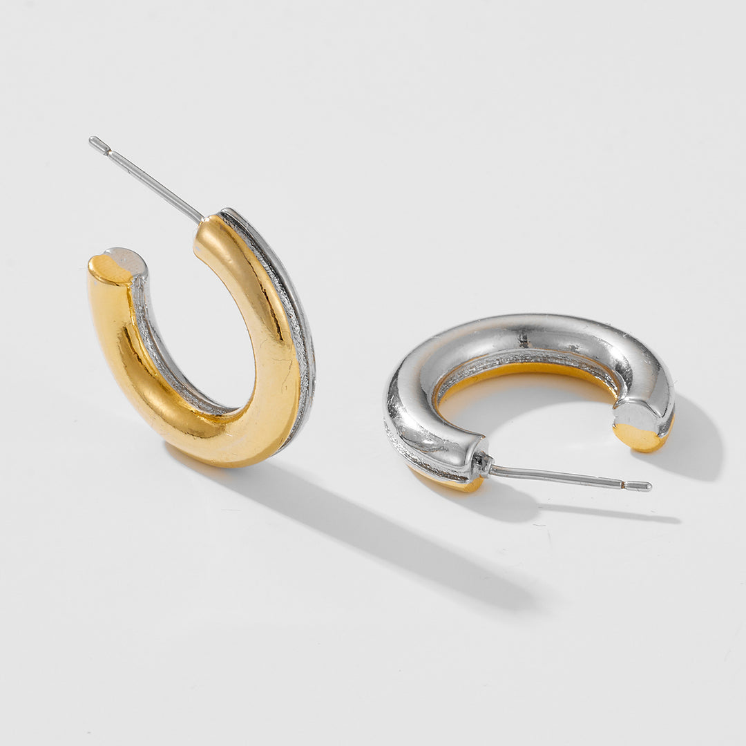 Hochwertiger kupfergeplostter Gold-Ring-Caped-Ohrring-Gold