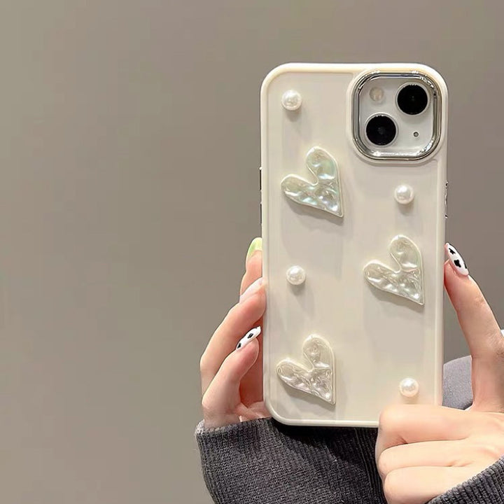 Млечно бяло сладък малък перлен плисиран сърдечен мобилен телефон черупка