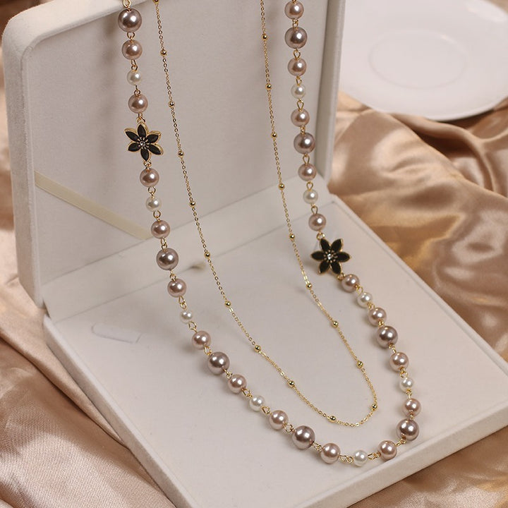 Klassisk stil Pearl Flower Sweater Chain