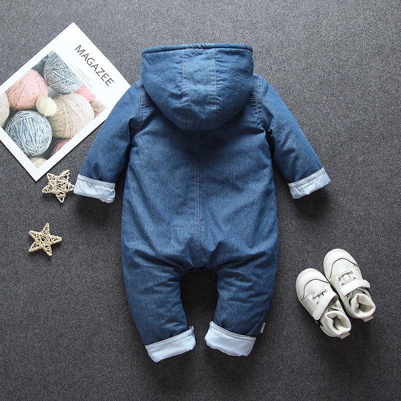 Сгъстяване на бебешки дрехи през есента и зимата
