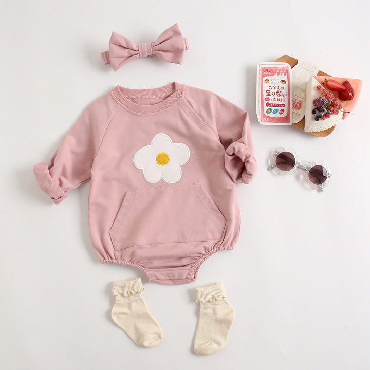 赤ちゃんのワンピースの服赤ちゃんの春と秋のベビー服