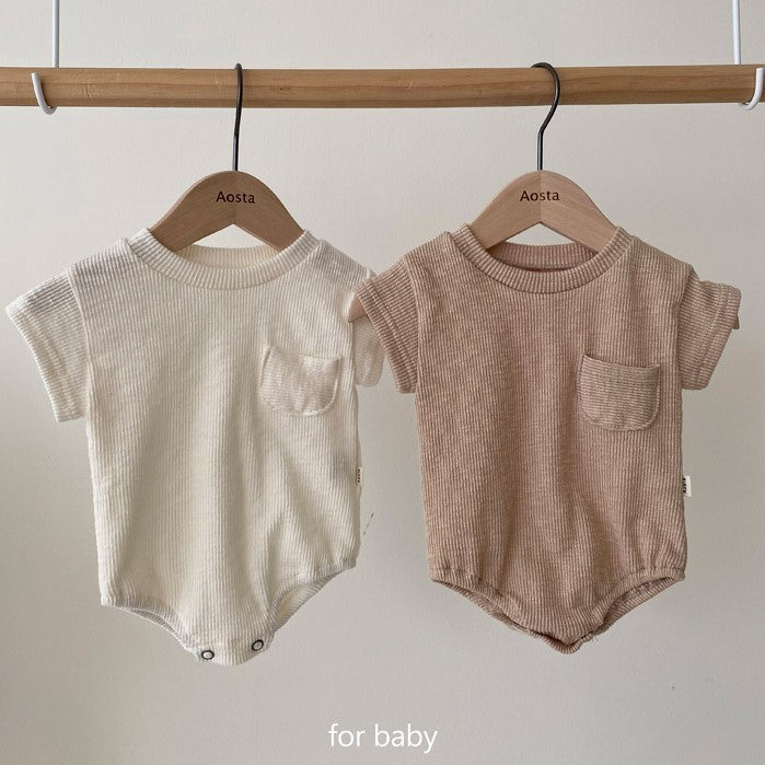 T-shirt de roupas infantis Roupos de bebê roupas de cor sólida Triângulo Bolsa peido de bebê calça calça casual de mangas curtas de mangas curtas