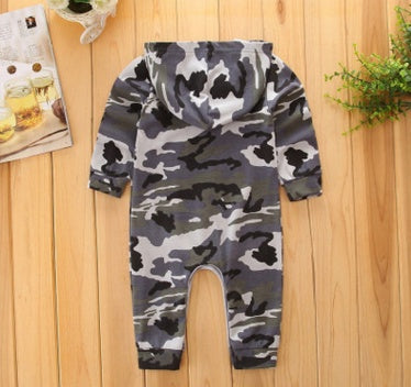 Romper con capucha de camuflaje