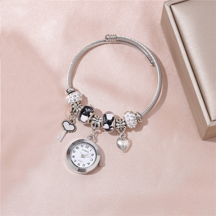 Nők Bangle Watch Love Heart Key medál kvarc női karkötő óra