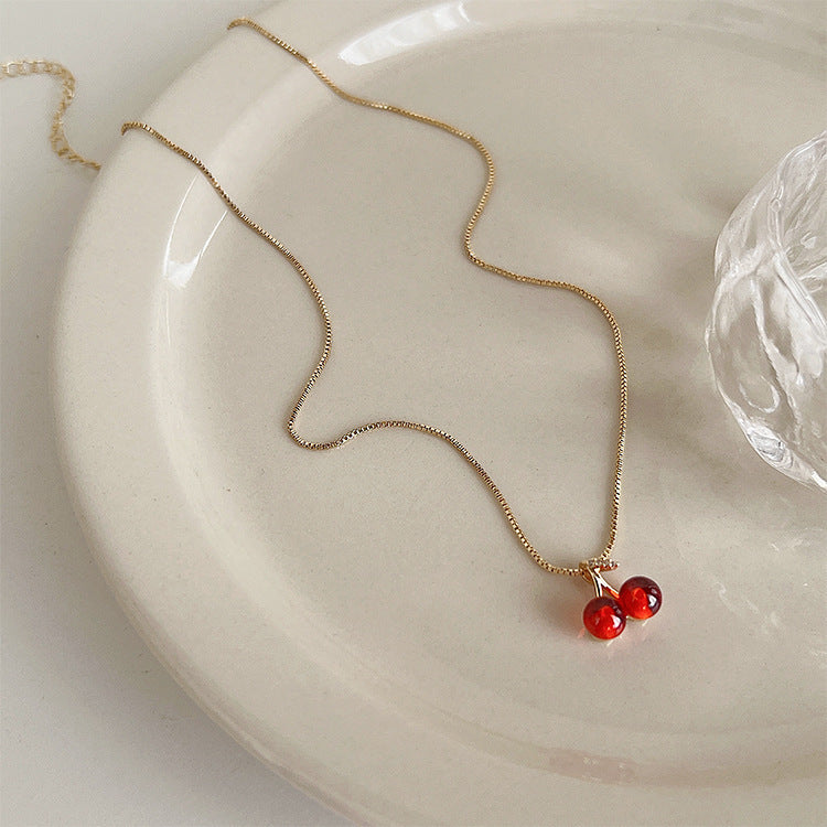 Rødt kirsebær granat halskjede for kvinner nisjedesign