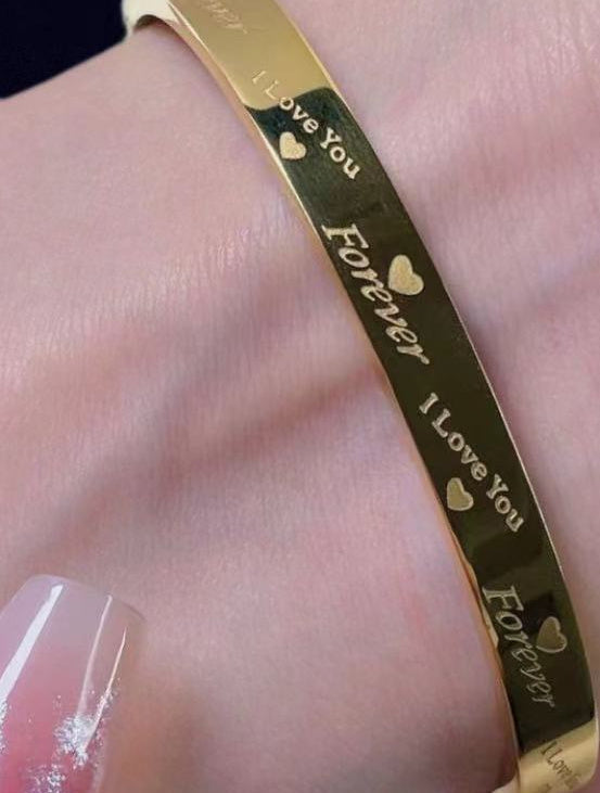 Women's Niche Stainless Steel Bracelet Does Not Fade