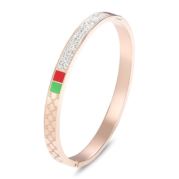 Roségouden vergulde titanium stalen armband met rode en groene diamanten