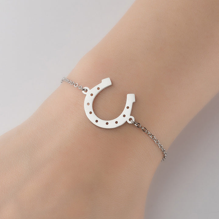 Light Luxury 18K Gold Women's Simple Lucky Horseshoe Bracelet