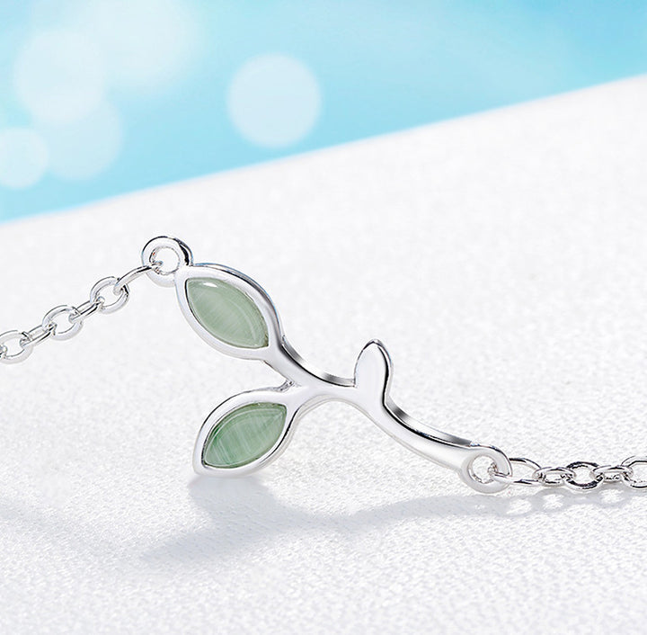 Bracelet d'opale à feuilles vertes