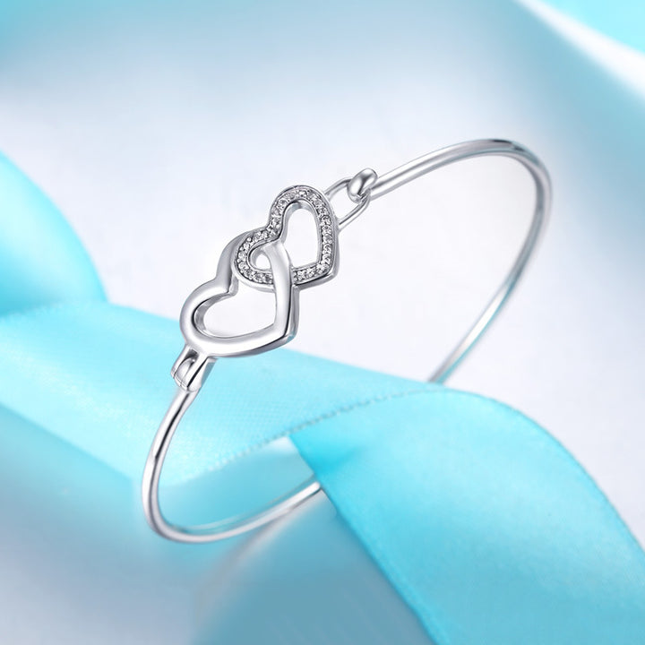 Silberarmband weibliches ovales Armband Liebe Herzförmiges Armband Eingelegtes Zirkon Modeschmuck