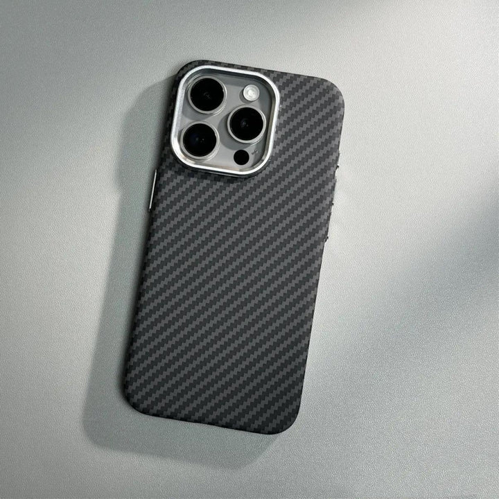 Phone Case Carbon Fiber Pattern Magnetic Suction Drop-resistant Protective Cover