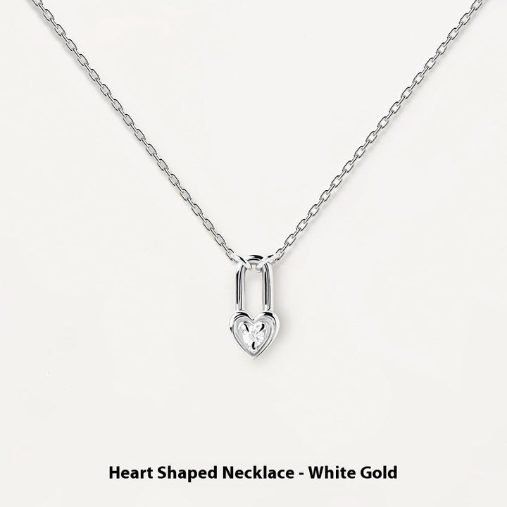 Különleges érdekű dizájn szerelem S925 Sterling ezüst kulcs nyaklánc