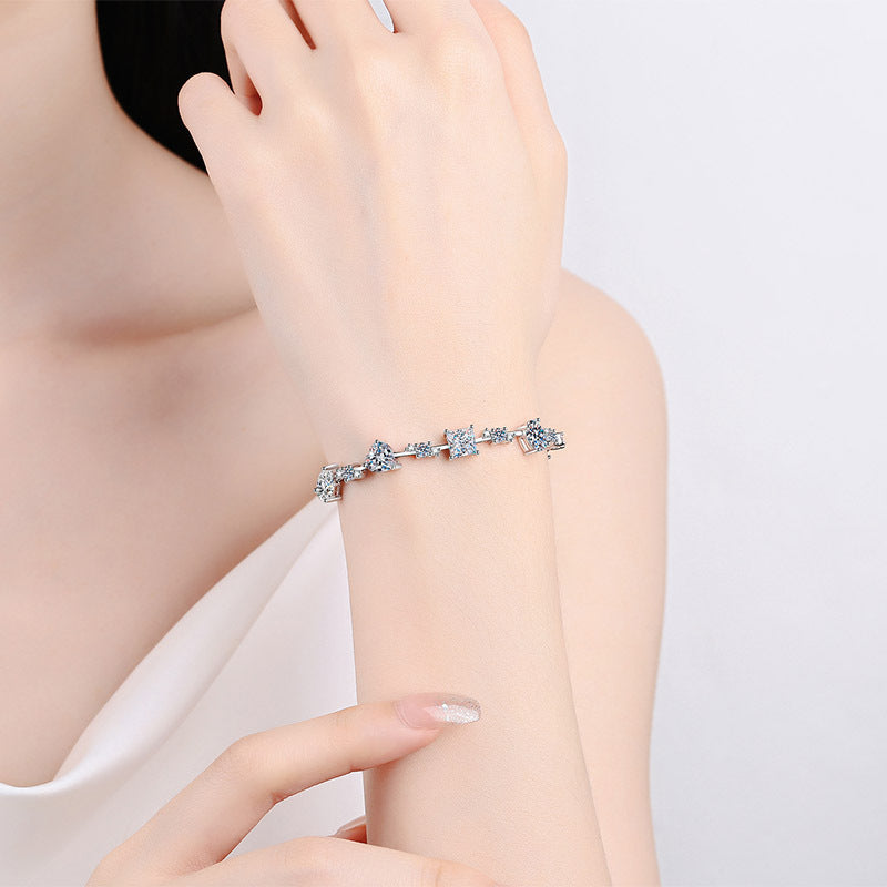 Dames mode sterling zilveren moissanietvormige armband
