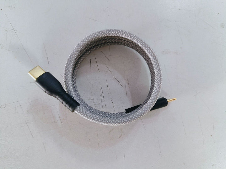 Магнитно съхранение PD Бързо зареждане Typec Magic Rope Woven Data Cable
