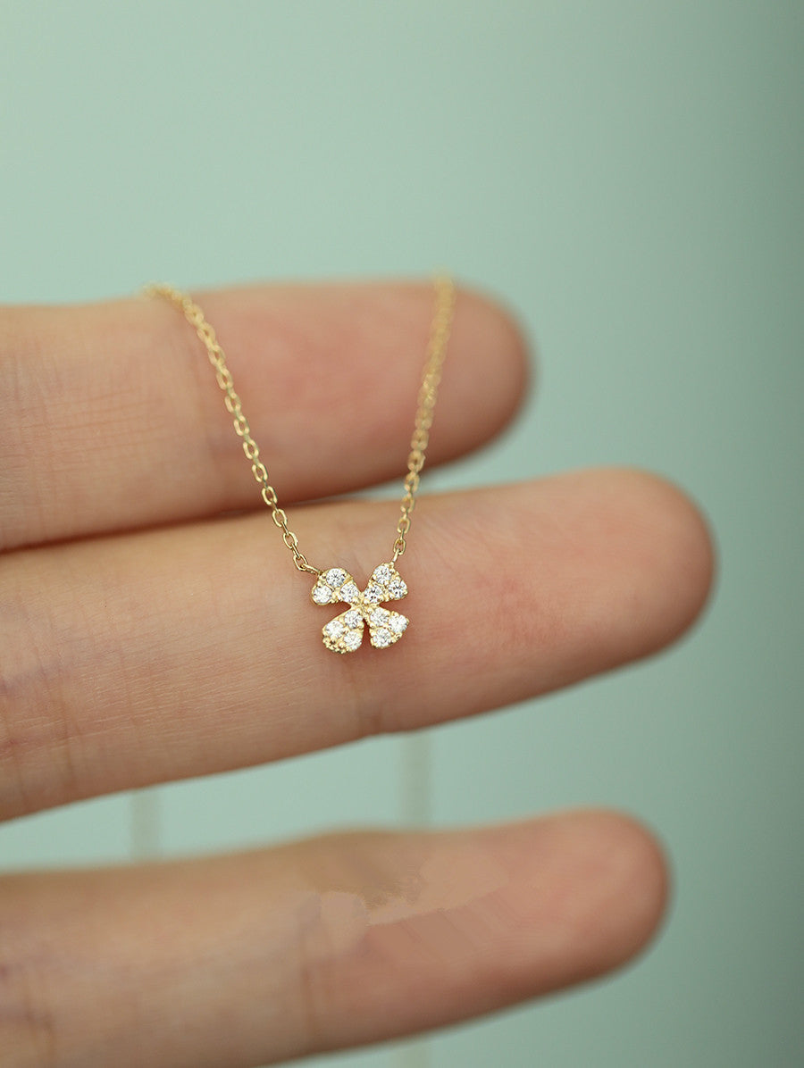 Women's Fashion Petals Japanese-style Clavicle Chain