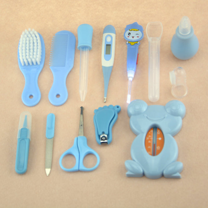 Roadfisher Nyfødt babypleie Kits Nese Cleaner Feeder Earpick Tools Grooming Bag Set Nail Clipper Tooth Hair Brush Comb Scissor
