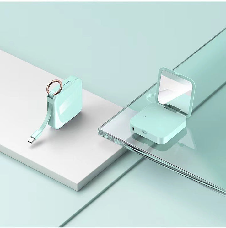 Mini Keychain viene con un banco de carga móvil con espejo móvil con belleza con ala de diamantes.