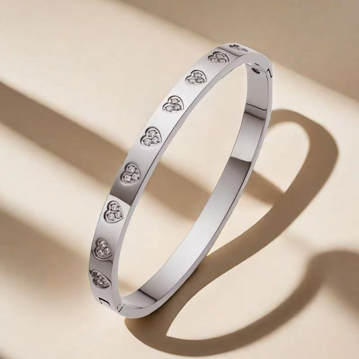 Romantic Heart Titanium Steel Bracelet Female Diamond