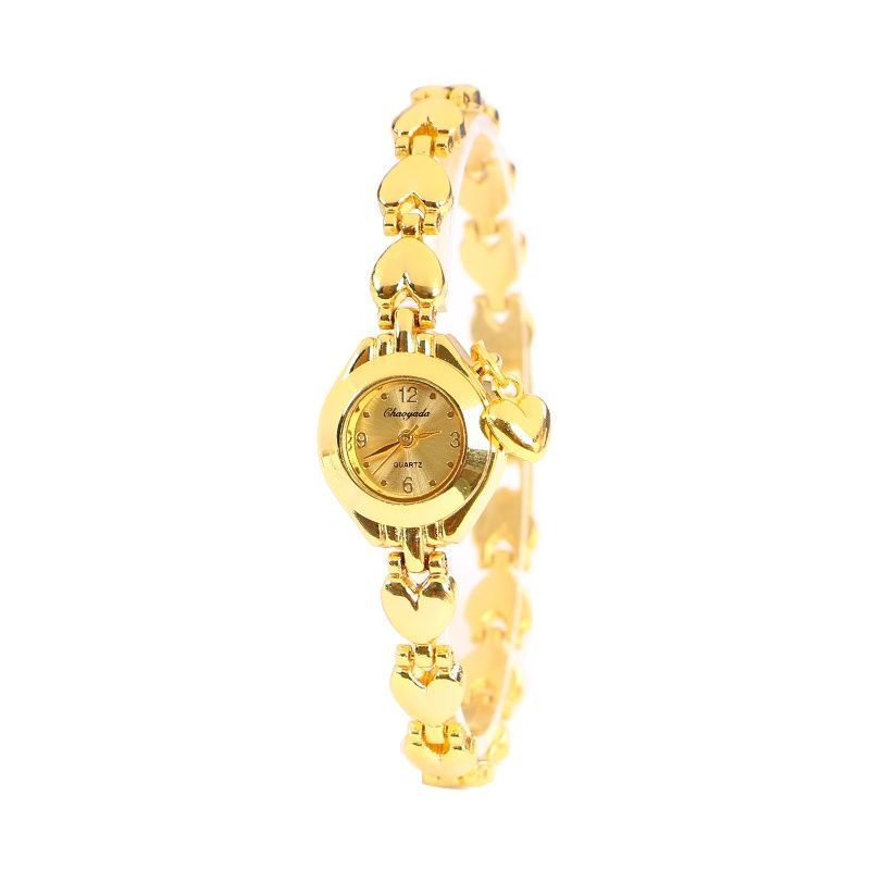 Bracelet de coeur à courroie en acier quartz montre des femmes