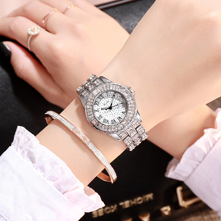 Kvinnors mode Simple Rhinestone Alloy Quartz Watch