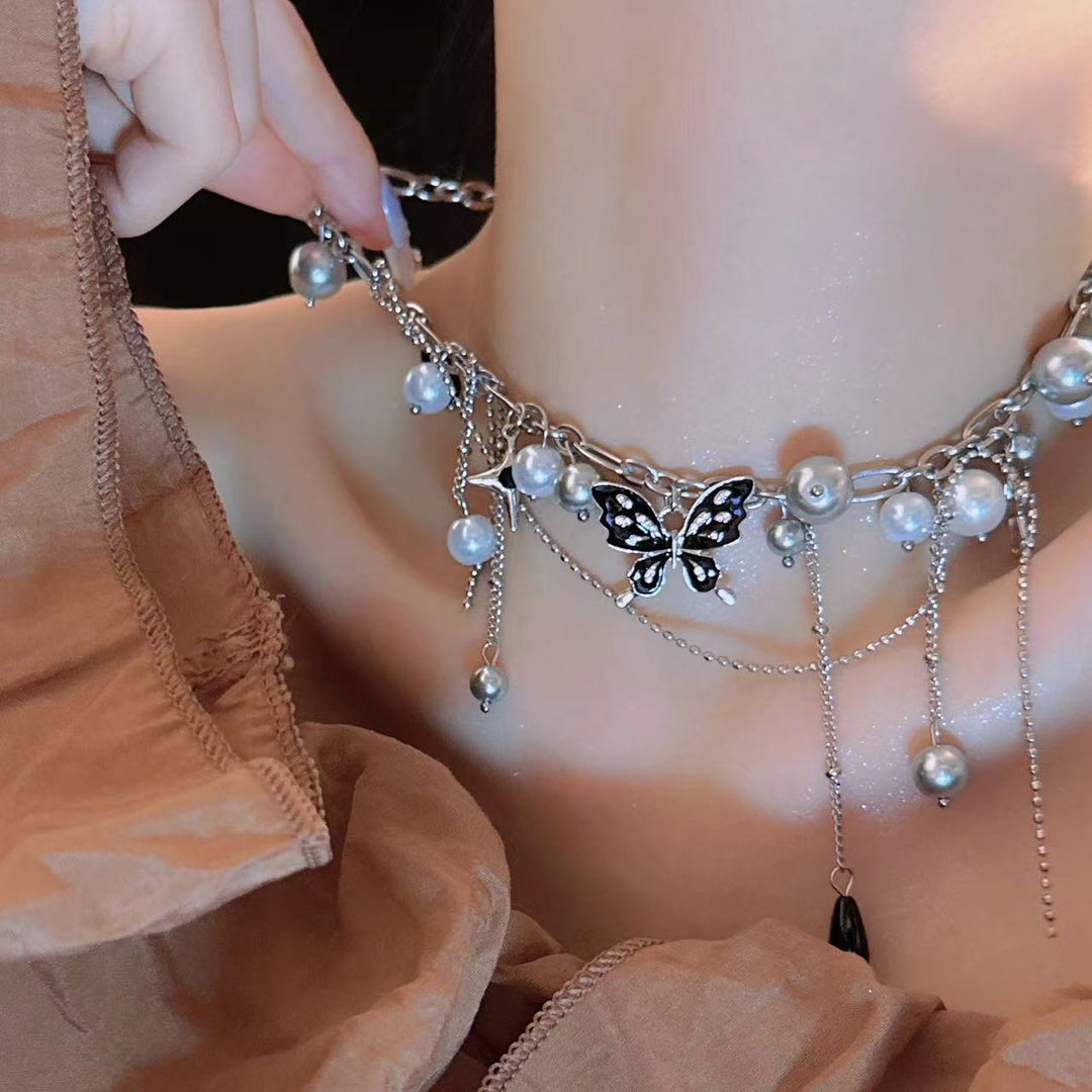 Hip Hop Trendy Cool Pearl Butterfly Necklace For Women