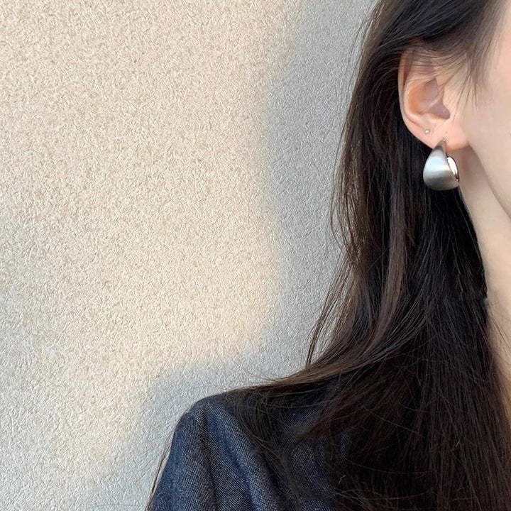 Women's Minimalist Silver Frosted Brushed Earrings