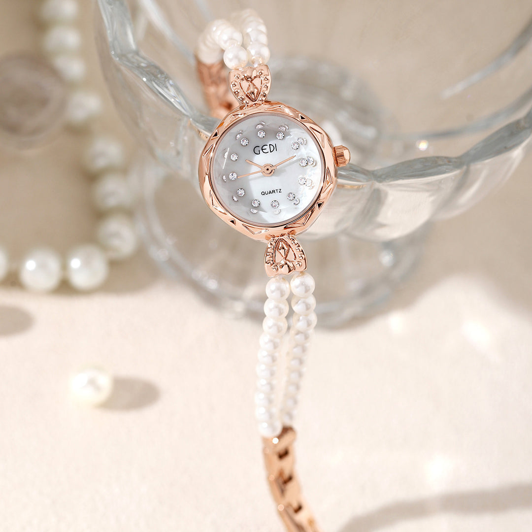 Niche Creative en enigszins luxe Pearls Strap -horloge voor dames