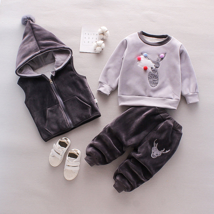 Ново детско облекло зимни дрехи за момчета с удебеляване на бебета с три части комплект