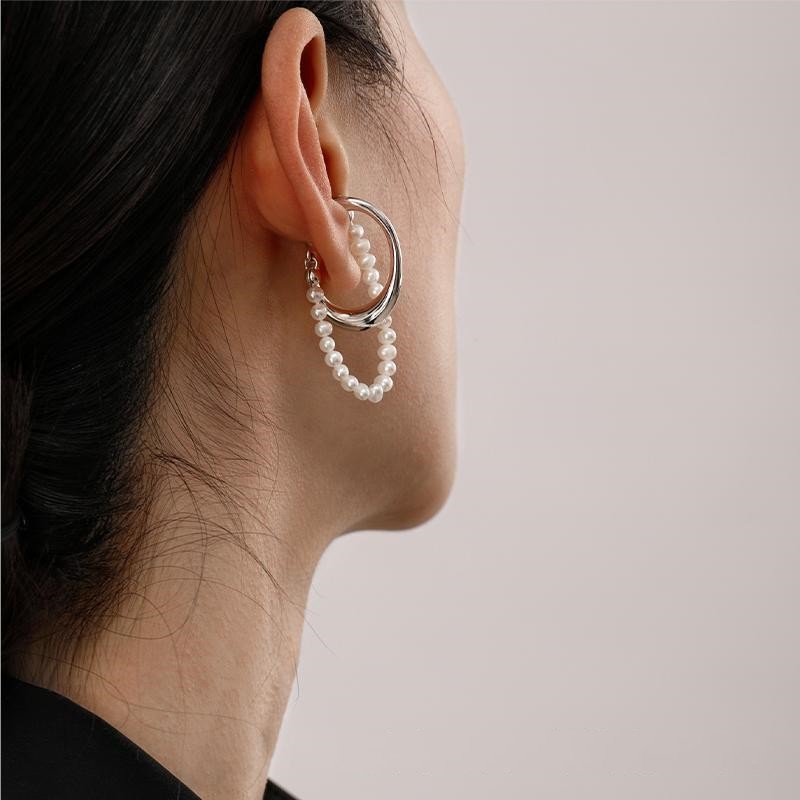 Boucles d'oreilles non percées des femmes de perles
