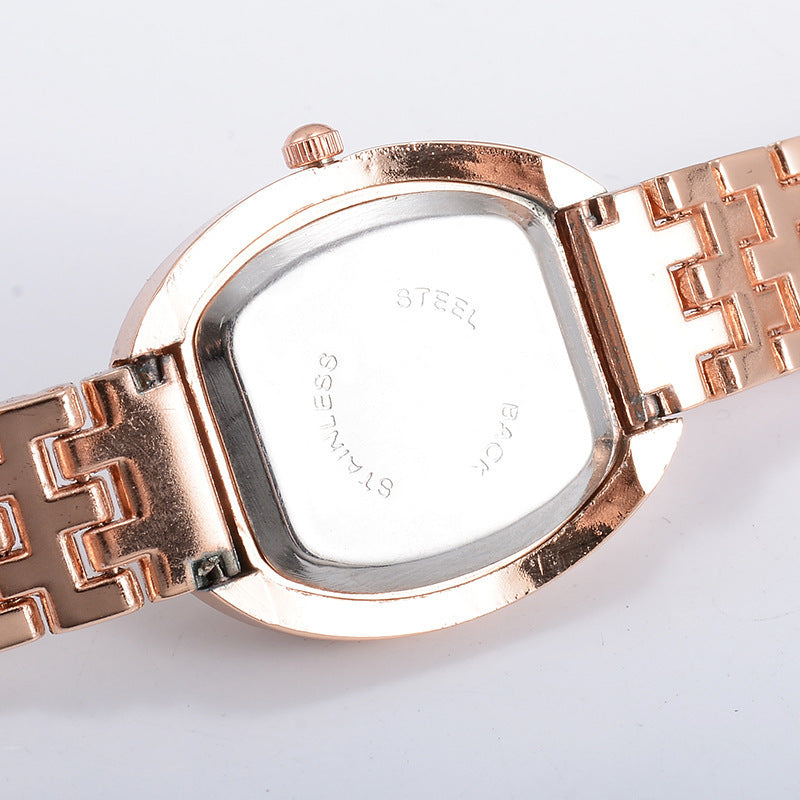 Mode voor dames casual ovale wijzerplaat diamantkwarts horloge