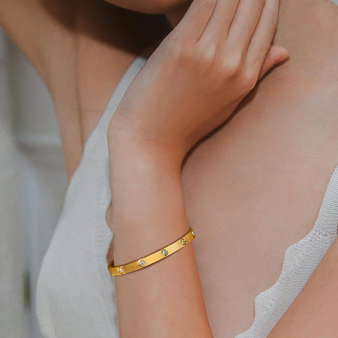 Gouden armbanden voor vrouwen 14K GOUD VERPLICHT Vriendschap Liefde Bangle armbanden kubieke zirconia roestvrijstalen armband sieraden kerstvalentijns cadeaus voor vrouwen tienermeisjes