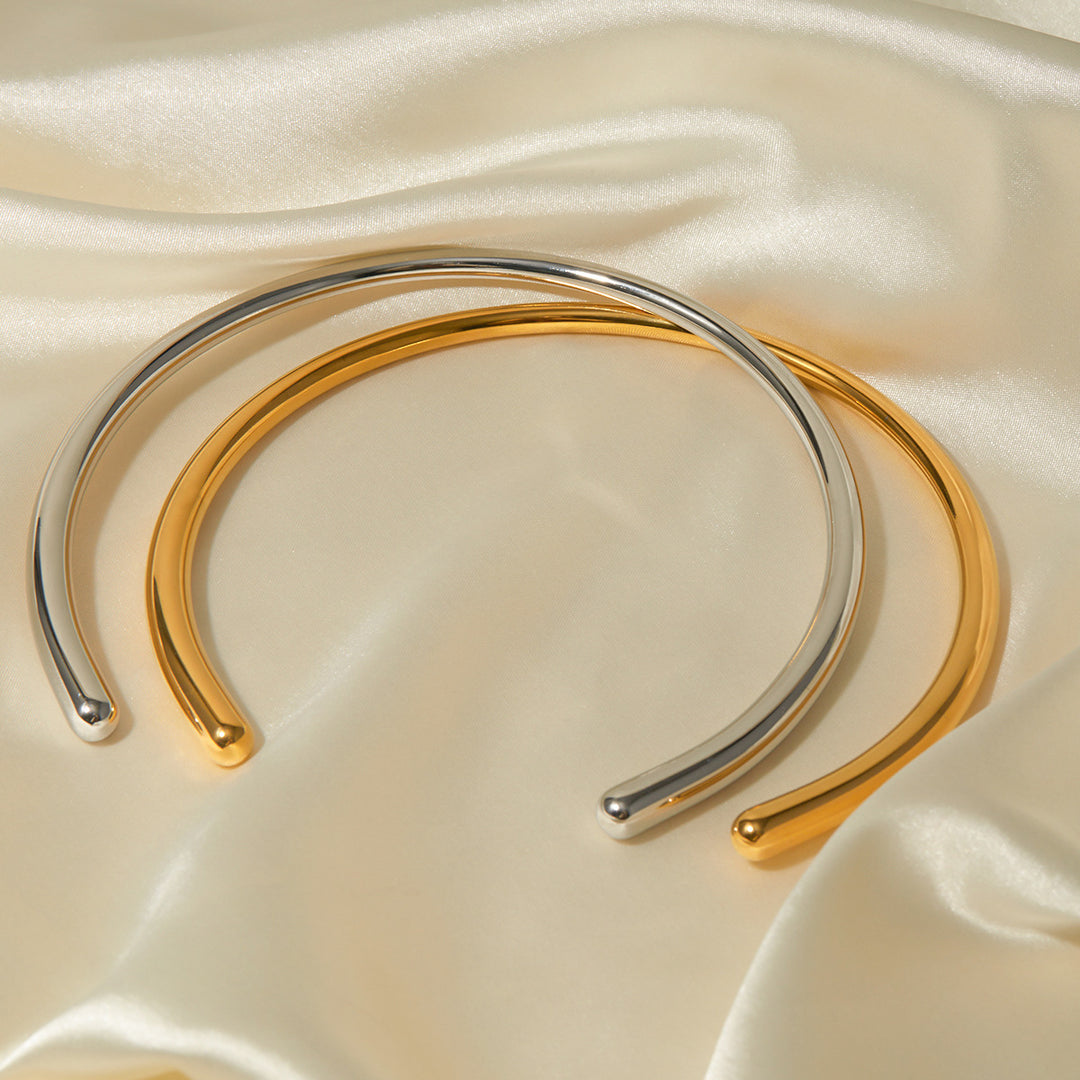 Yüksek profilli basit retro esinli aşk kolye dişi vakum kaplama basit parlak yaka boyun yüzüğü