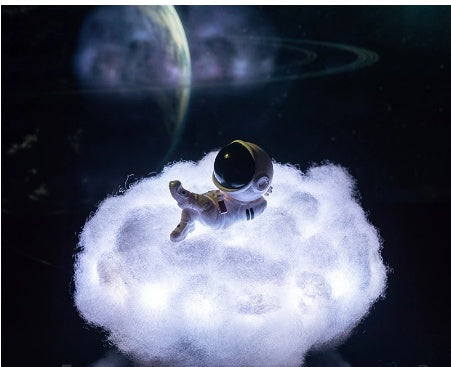 Lampe d'astronaute de nuages ​​colorés LED avec effet arc-en-ciel comme cadeau créatif de nuit pour enfants