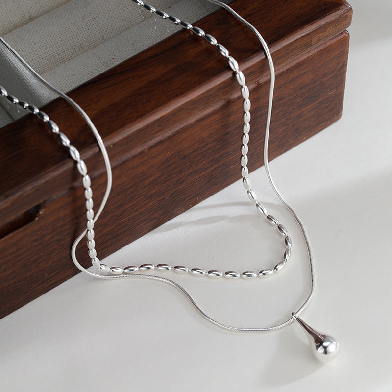 Minimalistische Wassertropfen-Halskette für minimalistische Wassertropfen