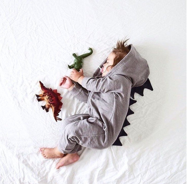 Kinderbaby Dinosaurieranzug ein Stück