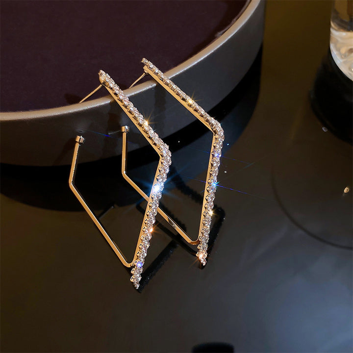 Pearsantacht Faisin na mBan Earrings Diamond Galánta