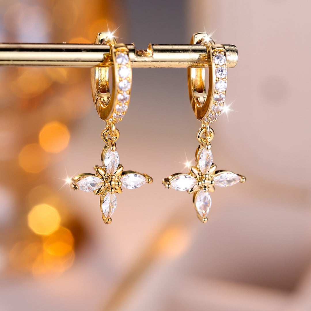 Модная пригородная золотая белая бриллиантовая лошадь eye Xingx ear clip diamond Light Luxury Luxury