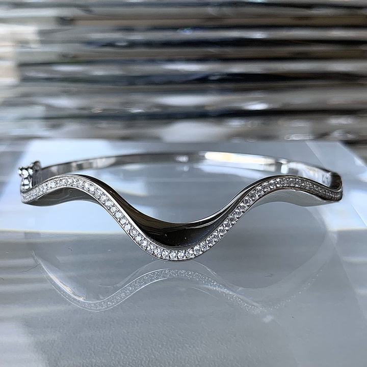 Geometrisches Armband mit Sterling Silber Big Wave
