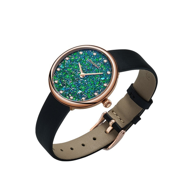 Zafiro reloj de diamante pequeño y simple para mujeres de diamantes