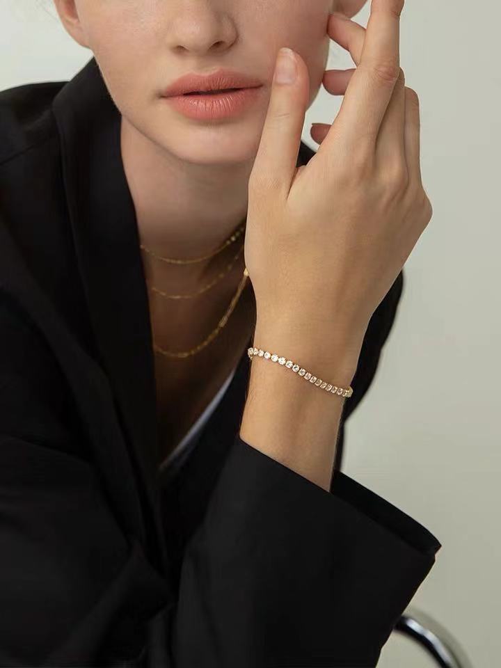 Kadınlar için moda minimalist ve zarif zirkon bileziği
