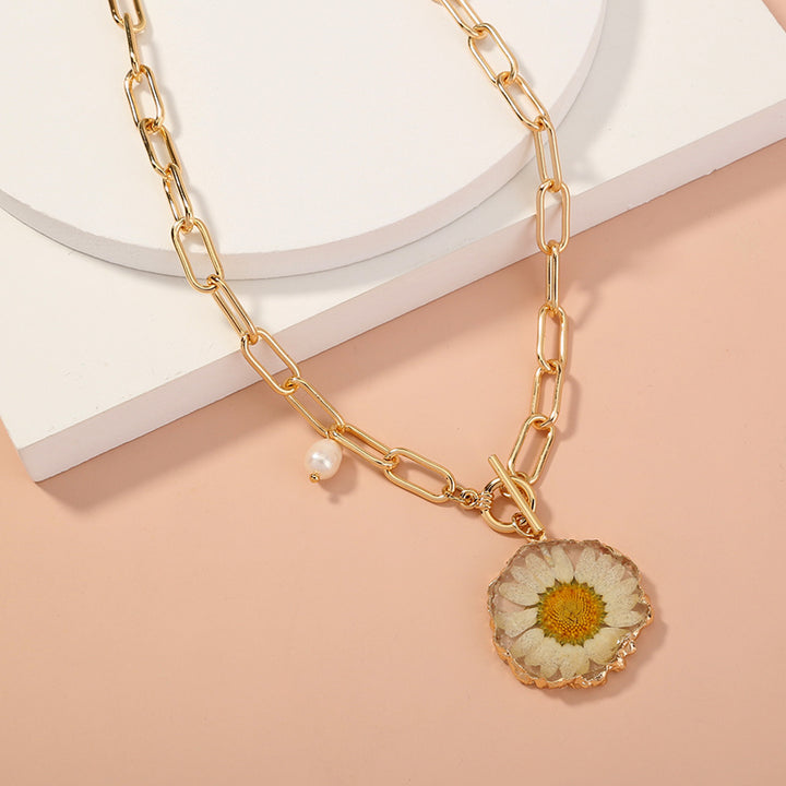 Natural Freshwater Pearl Chrysanthemum Pendant Necklace