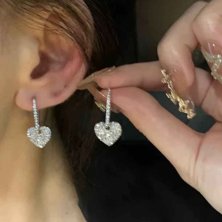 Silver Needle And Diamond Heart Earrings Fashion