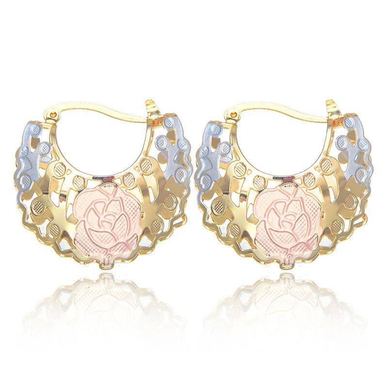 Boucles d'oreilles rosettes creuses avec cerceaux de contraste d'or