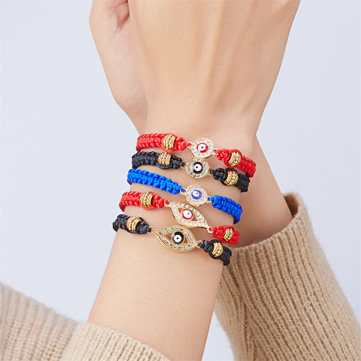 Faisean Retro Diamonds Eyes Bracelet fite