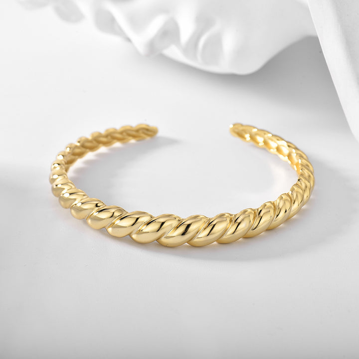 European And American 18K Gold Bracelet Opening Adjustable Simple Croissant Hemp Pattern Brass