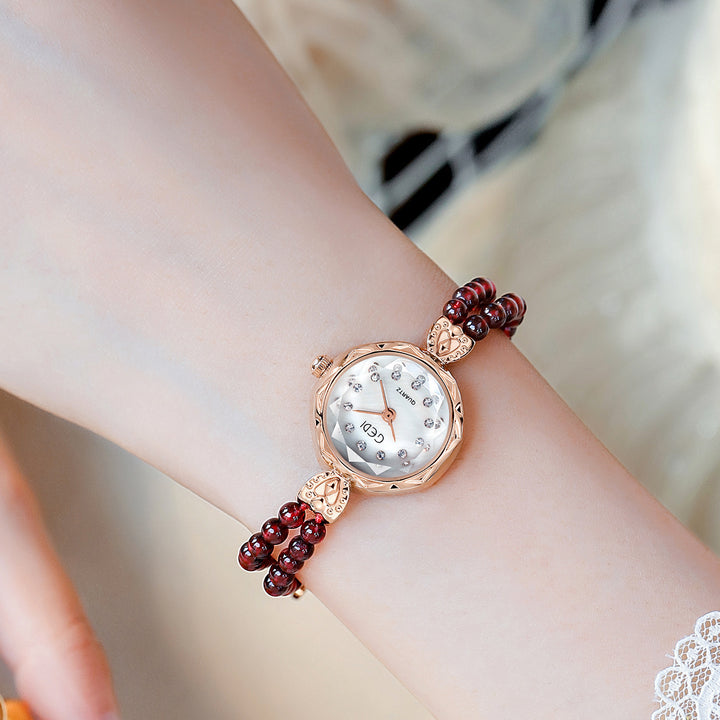 Niche Creative en enigszins luxe Pearls Strap -horloge voor dames